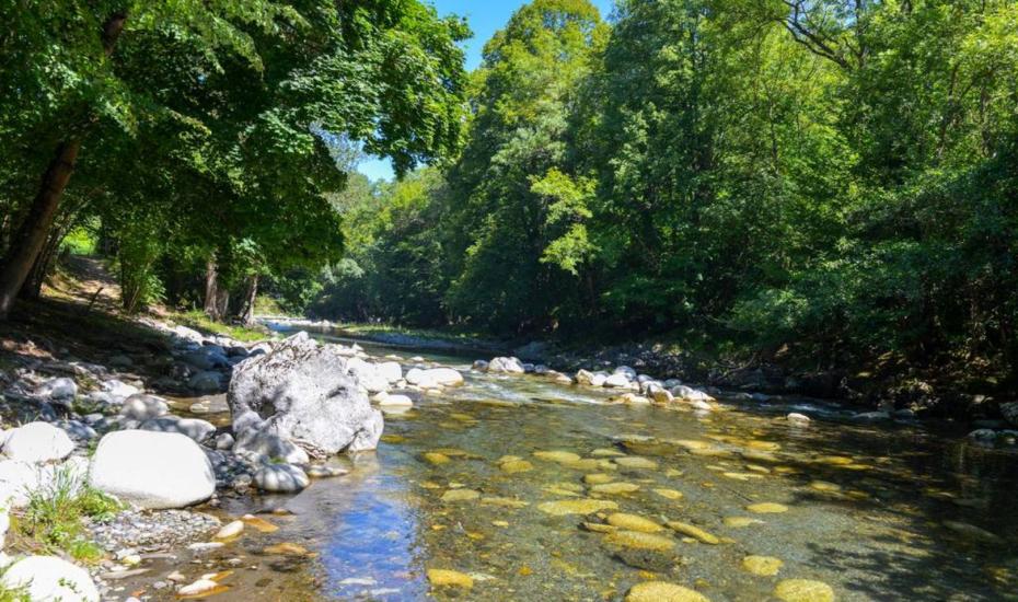 ᐃ CARAVANEIGE D&#39;ESPLANTATS ** - camping hautes pyrenees bord riviere